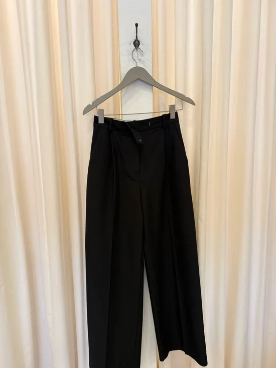 Zara Black Wide-Leg High-Rise Trousers - Picture 2 of 5
